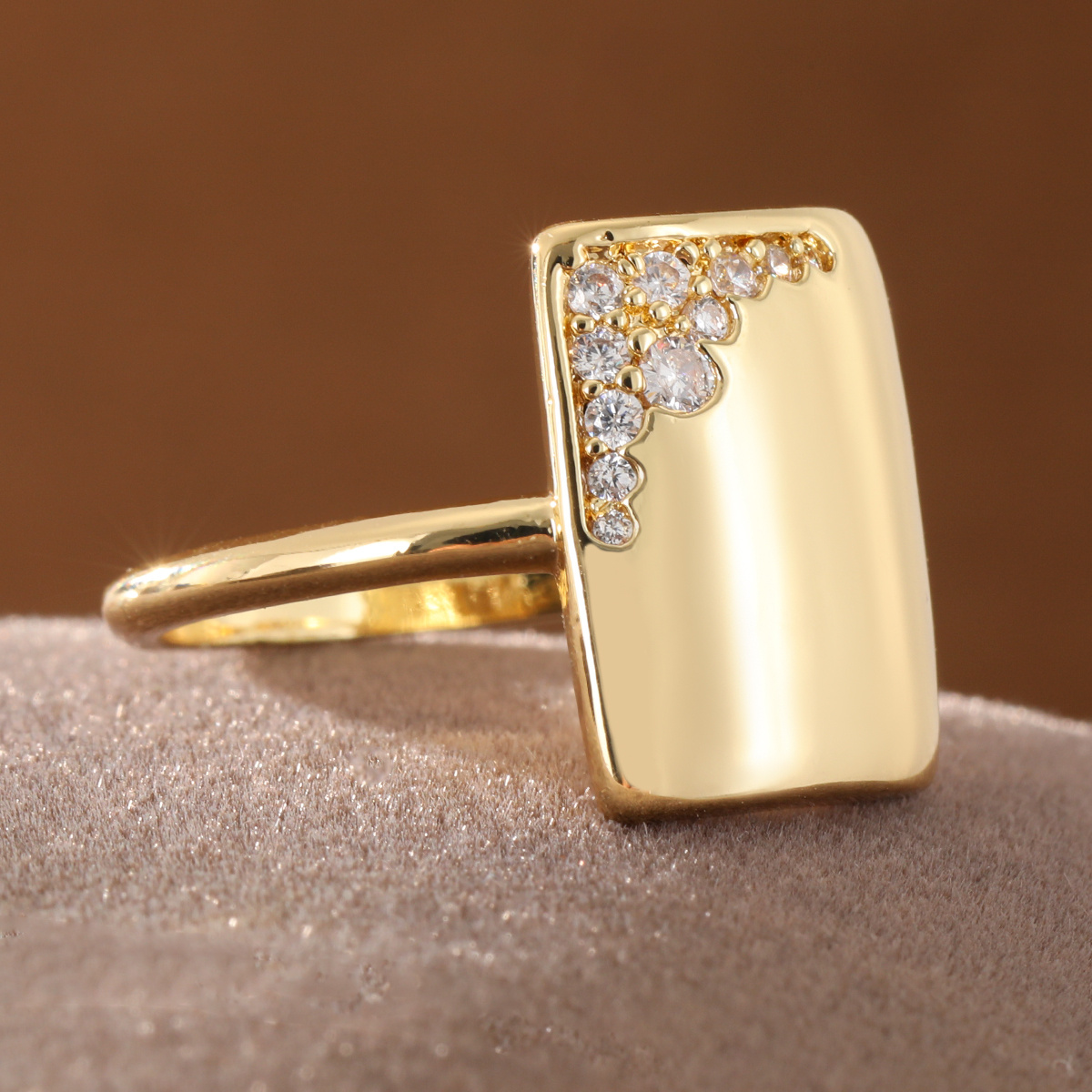 Women's Minimalist Curved Square-cut Ring, Stylish Gift